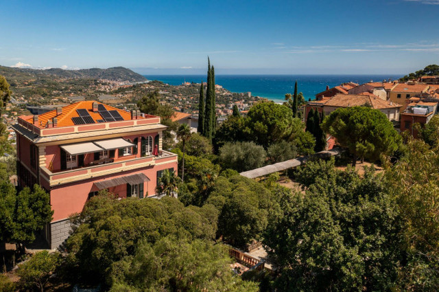 Villa del Parco in Poggi mit Blick über die Riviera dei Fiori